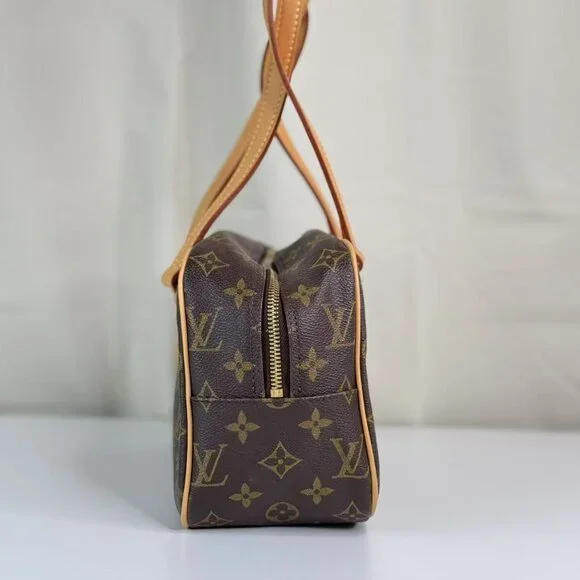 Louis Vuitton Cite Shoulder Bag Monogram Canvas - Picture 5 of 9